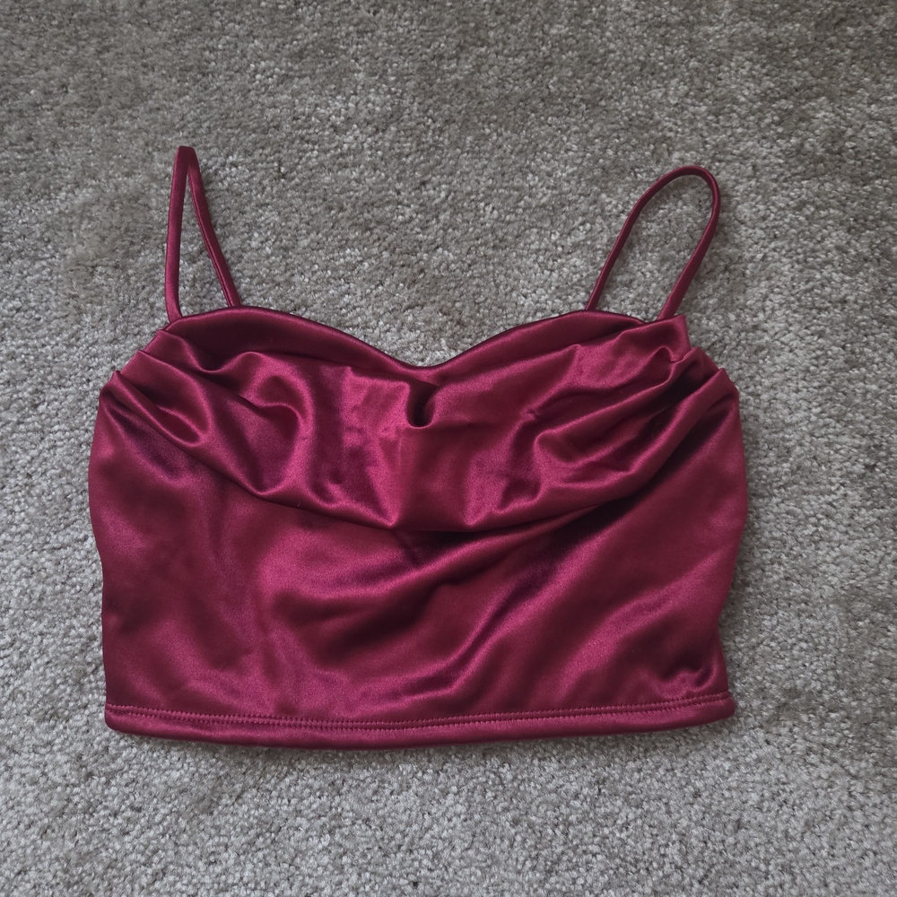 Windsor Red Top